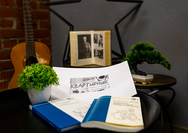 ����������